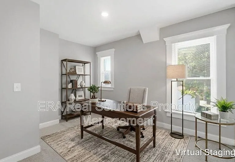 741 E Mound St — Photo 5