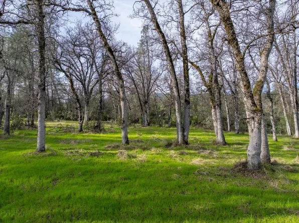 33 Soleado Ln, Redding, CA 96001