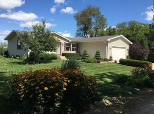 W6652 Shore Woods Dr, Elkhorn, WI 53121