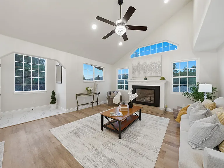 3426 Pierson St — Photo 11