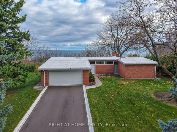 59 Hill Cres, Toronto, ON M1M 1J3