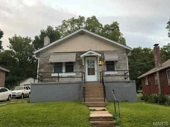 3120 Maybelle Dr, Saint Louis, MO 63121