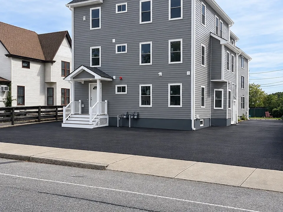 112 June St #2