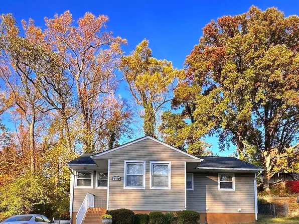 6430 Maplewood Dr, Falls Church, VA 22041