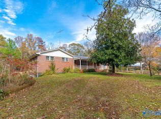 135 Forest Hill Rd, Trinity, AL 35673