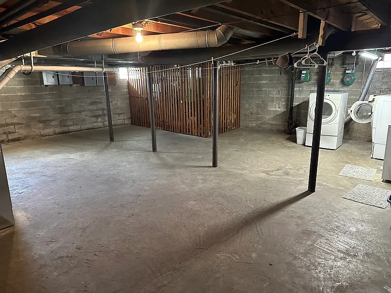 1415 Broadview Ave #C — Photo 14