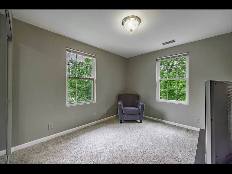4830 Josephine Dr — Photo 3