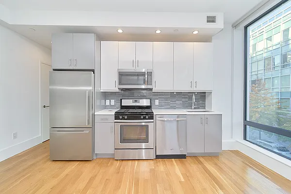 Rented by Living New York | media 33