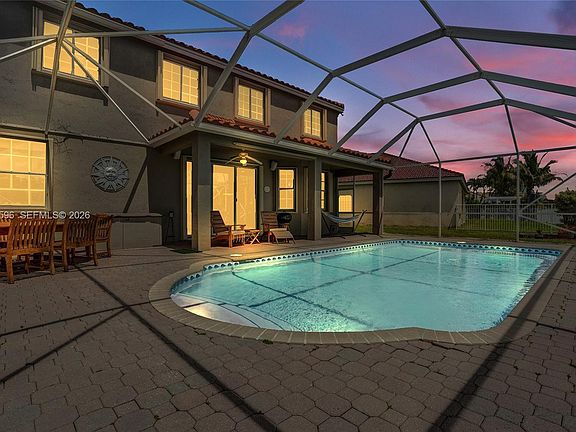 5th image of 4281 Laurel Ridge Cir