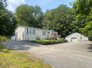 1200 Fairbanks Rd, Farmington, ME 04938
