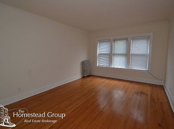 5th image of 6704 N Hermitage Ave APT 3