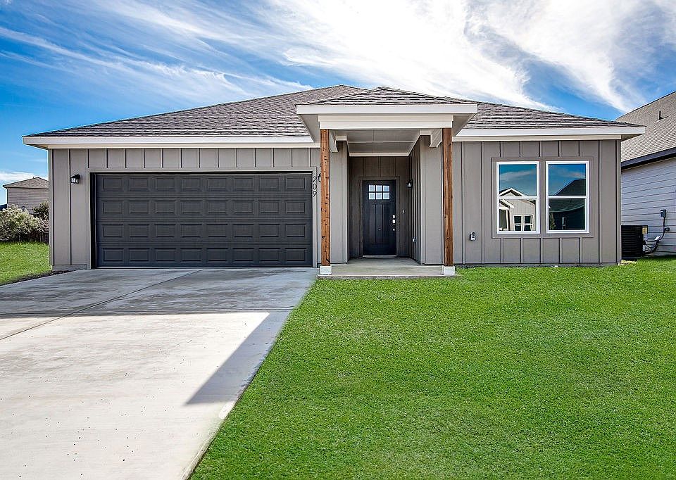 1st image of 209 Lead Creek Dr