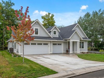25495 Park Ln, Shorewood, MN, 55331