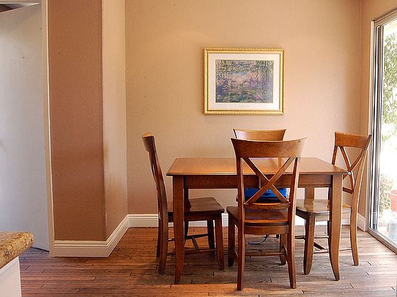 Separate breakfast nook off of the kithcen.