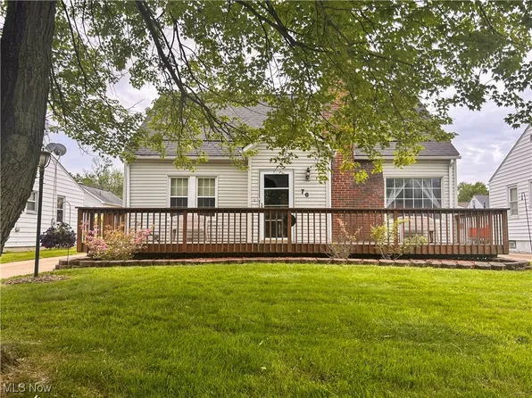 76 Parkgate Ave, Austintown, OH 44515