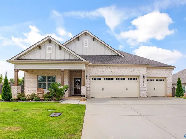 14966 Willow Rose Ln, Athens, AL 35613