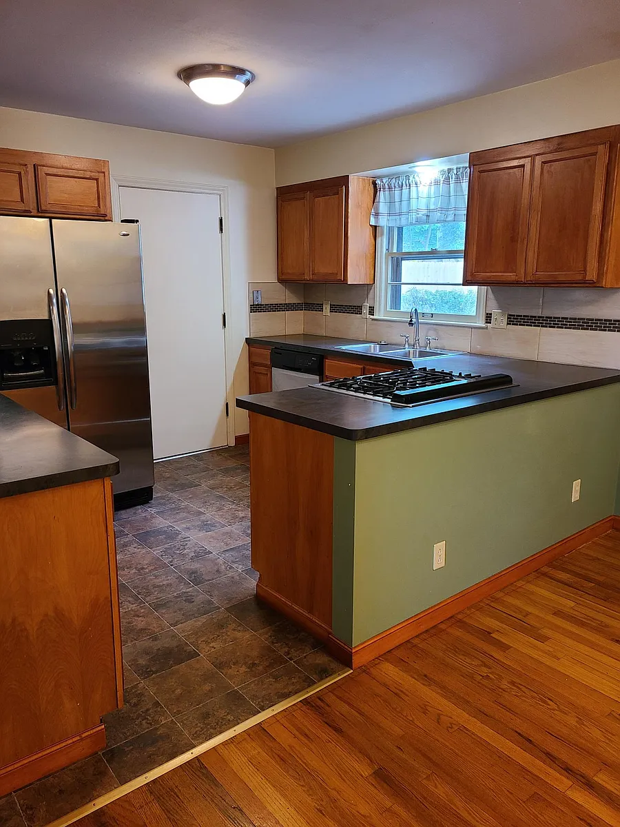 Kitchen - 4405 W 77th St