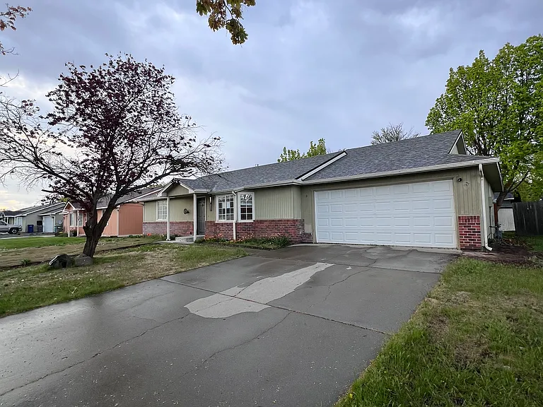 12406 W 11th Ave — Photo 11