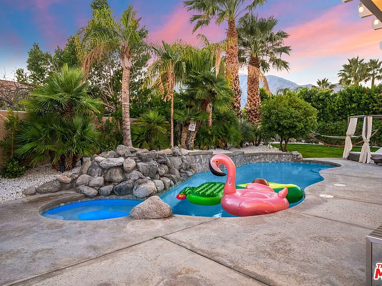 1083 E Circulo San Sorrento Rd — Photo 60