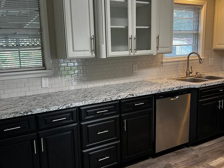 3526 S Downtain Dr — Photo 3
