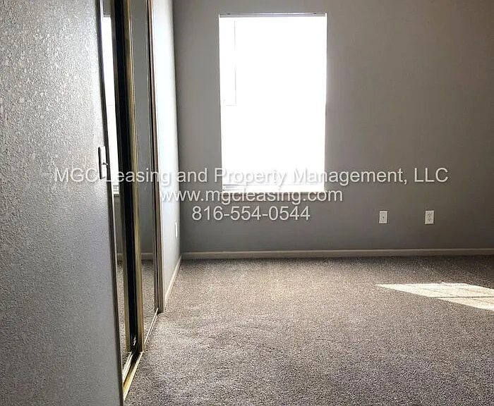 811 Garden Way — Photo 12