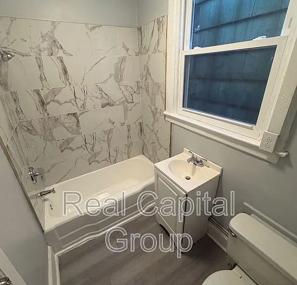 184 Quail St #2 — Photo 10