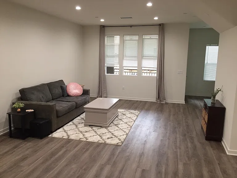 357 Wagner Ln — Photo 4