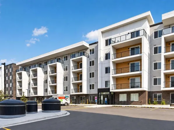 265 E Wolf Willow Blvd SE #1522, Calgary, AB T2X 3Z8
