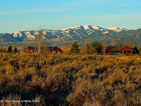 3rd image of 2657 Rendezvous Dr