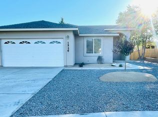 1526 Golf Ct, Fernley, NV 89408