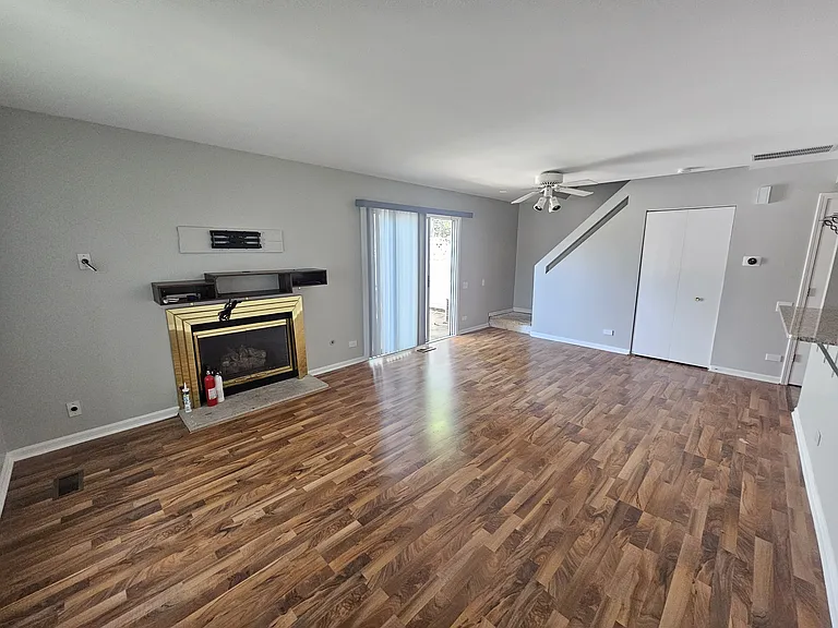 315 Bunker Hill Cir — Photo 3