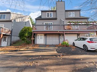 17 Woodland Rdg, Meriden, CT 06450