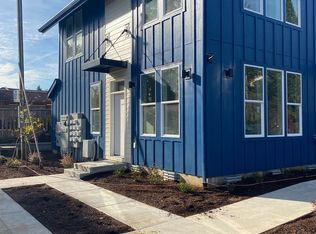 3323 SE 87th Ave #1, Portland, OR 97266