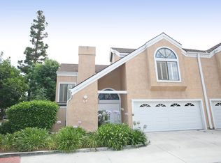 2569 Elden Ave APT C1, Costa Mesa, CA 92627