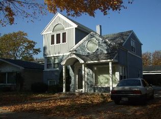 5712 W Crain St, Morton Grove, IL 60053