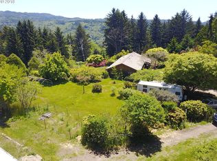 20243 Huckleberry Ridge Rd, Brookings, OR 97415