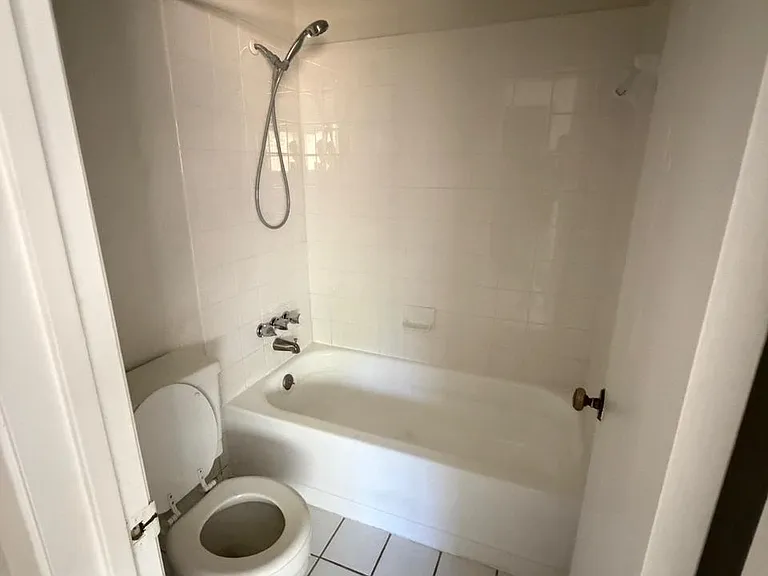 9405 Newberry Dr #A — Photo 15