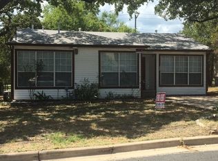 900 Newman Dr, Austin, TX 78703