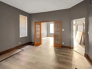 5th image of 2648 California Ave #2