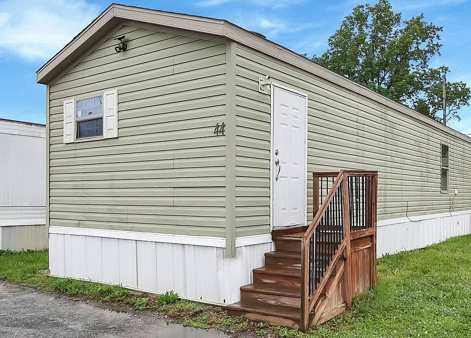 1st image of 3137 Westerville Rd #44