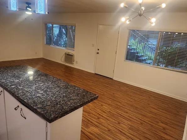 Dickens Place LLC, 14804 Dickens St #2a7a7b90f, Sherman Oaks, CA 91403