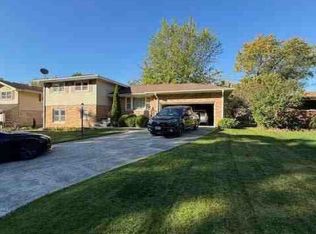 5744 Pennsylvania St, Merrillville, IN 46410