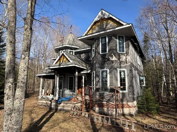 625 Holli Blue Rd, Champion, MI 49814