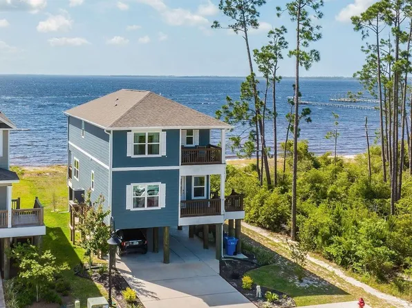 100 Carriage Rd, Panama City, FL 32404
