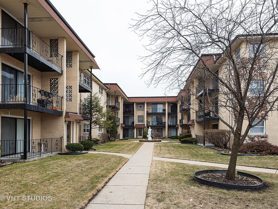 1st image of 5024 N Austin Ave APT 1E