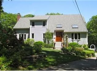 8 Hill St, Hopkinton, MA 01748