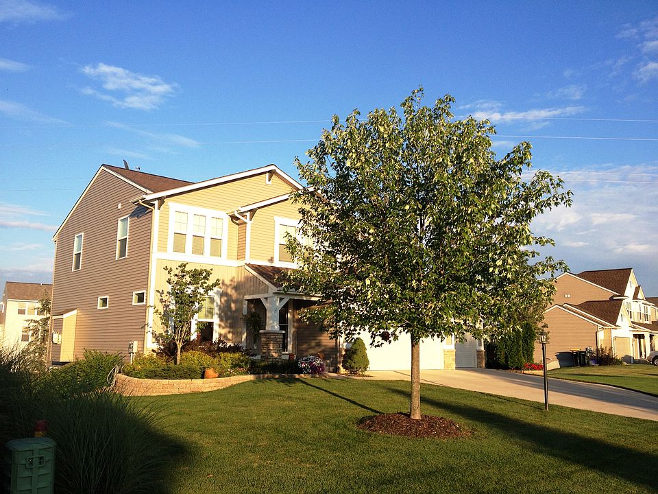 2nd image of 7661 Thornapple Club Dr SE
