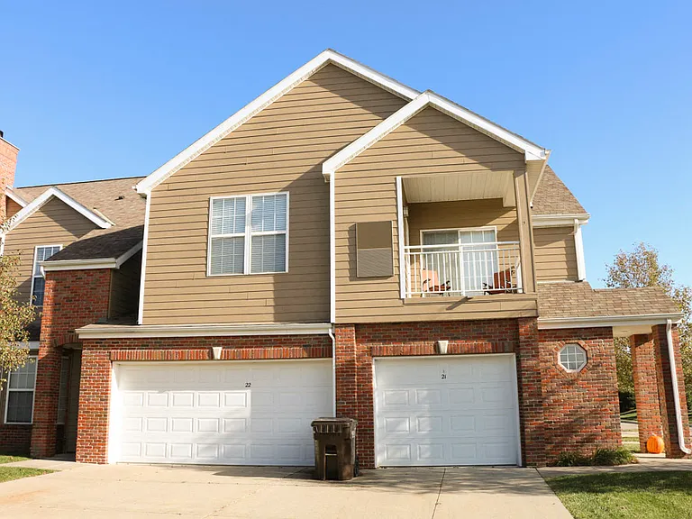 Protect your car with our attached 1- and 2-car garages.