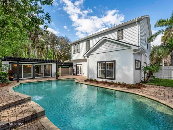 320 9TH Street, Atlantic Beach, FL 32233