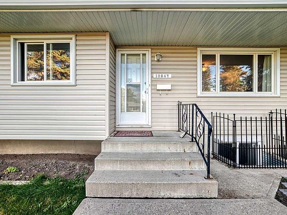 2nd image of 10647 N Shillington Cres SW